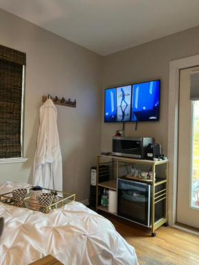 Urban Retreat Studio